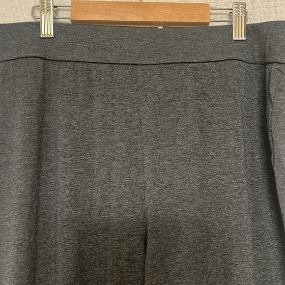 NWT Eileen Fisher Women’s Straight Ankle Pant. - Picture 5 of 8